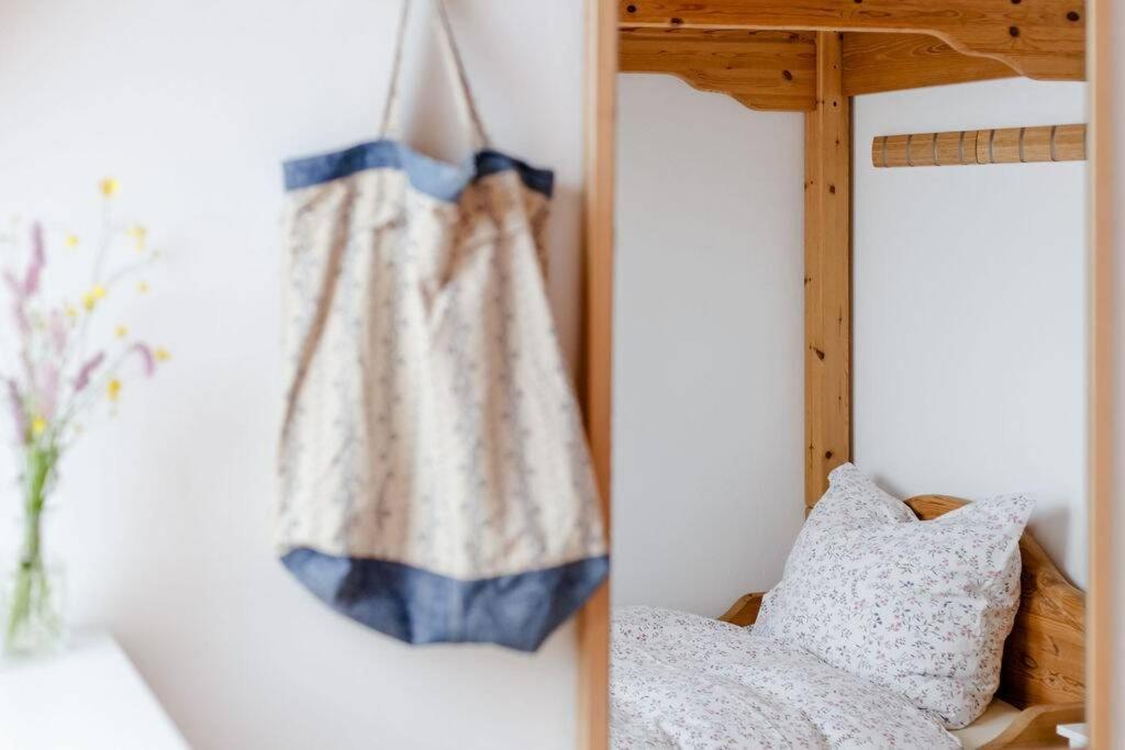 4-Zimmer-Ferienwohnung Waldbluemle Dobel Esterno foto