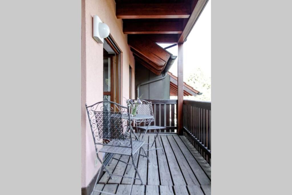 4-Zimmer-Ferienwohnung Waldbluemle Dobel Esterno foto